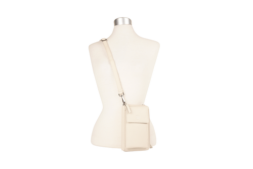 ET135 OFFWHITE.png